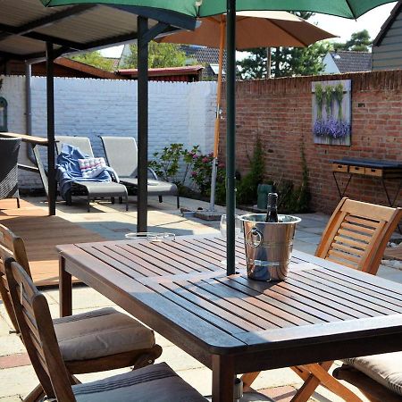 Lovely Holiday Home In Noordwijkerhout Near Lake Dış mekan fotoğraf